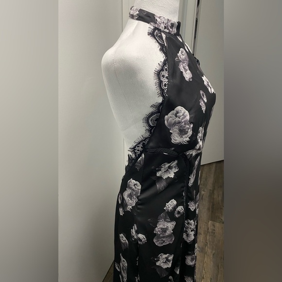 Majorelle Halter Dress - Picture 8 of 15